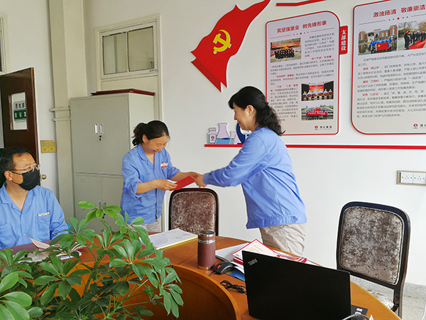 1592611165383013.jpeg 送上“政治生日”賀卡.jpg