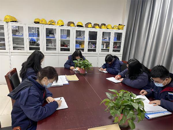 1676854603958653.png 安全牢記心中1(1).png