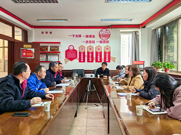 渭南市科技局、統(tǒng)計(jì)局到公司交流座談，2.24(副圖）.jpg