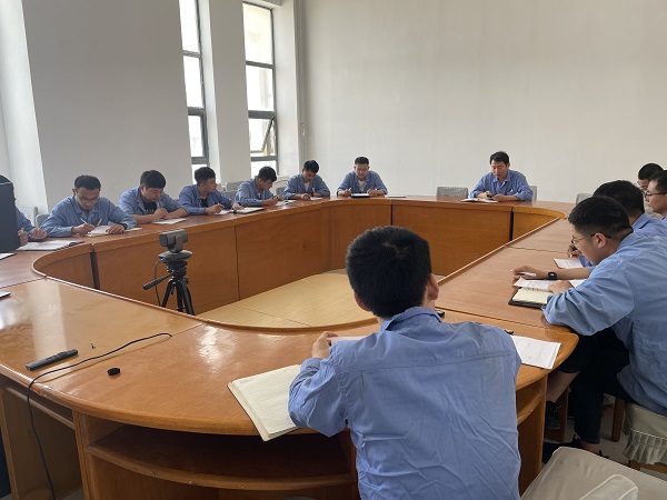 7月20日，培訓(xùn)課程中，參訓(xùn)人員在認(rèn)真聽(tīng)老師授課。.jpg