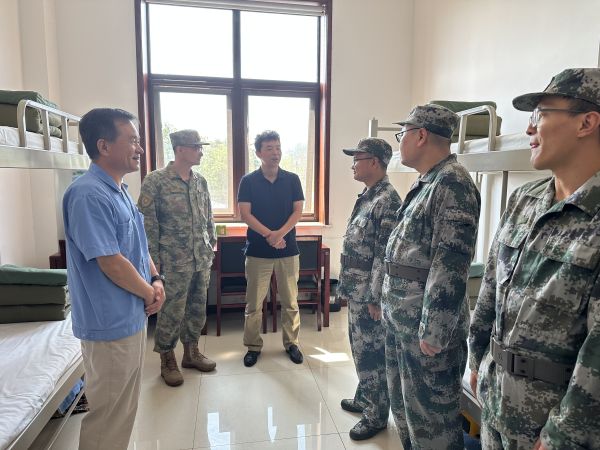 1694076621691933.jpeg 9月7日公司領導赴軍博園慰問集訓民兵6.jpg