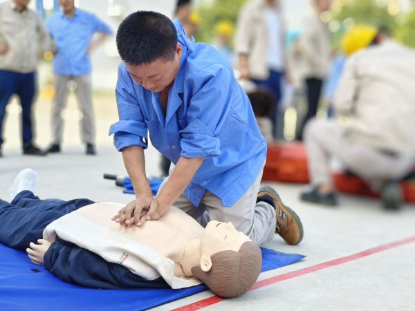 1719361728593576.jpeg 第三項(xiàng)心肺復(fù)蘇.jpg