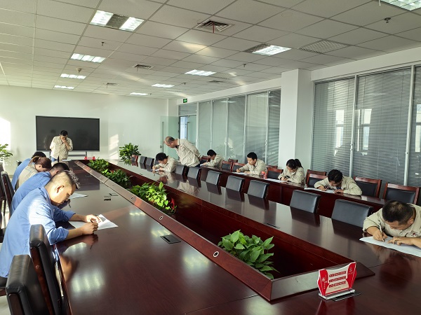 1721778923658063.jpeg 7月23年中考試現(xiàn)場3.jpg