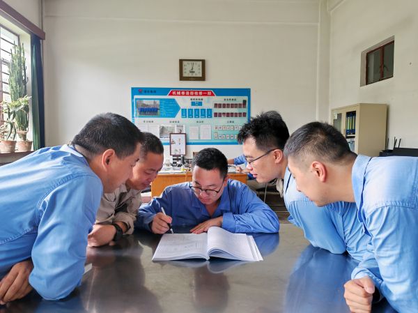 1724028105560578.jpeg 利用空余時間探討懂會能技能知識——機(jī)泵軸對中公式.jpg