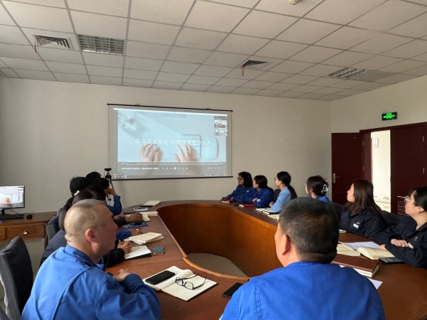071746579932170099.jpg 2025.5.6開展保密專題學(xué)習(xí)活動2.jpg