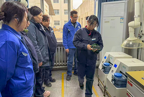 071762486950176738.jpg 2025.11.5聚焦設(shè)備安全 實操強規(guī)范3jpg.jpg