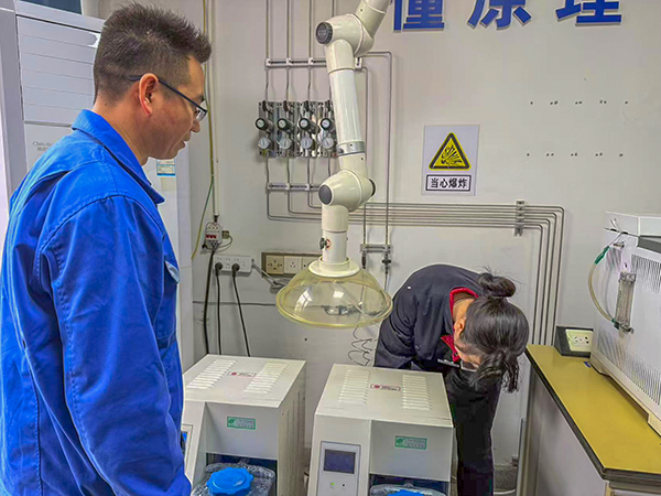 071762486962724638.jpg 2025.11.5聚焦設(shè)備安全 實操強規(guī)范2.jpg